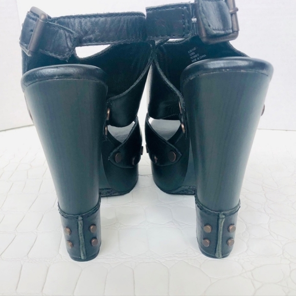 Calvin Klein “Terra” Leather Peep Toe Platforms - Picture 3 of 10